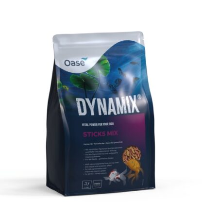 Pokarm dla ryb Oase Dynamix Sticks Mix 4L dla wszystkich ryb ozdobnych w oczku z mieszaną hodowlą gatunków o naturalnej i czerwonej barwie.