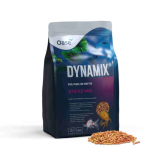 Pokarm dla ryb Oase Dynamix Sticks Mix + Snack 8L wspiera zrównoważoną florę jelitową ryb dzięki bogatemu błonnikowi prebiotycznemu.